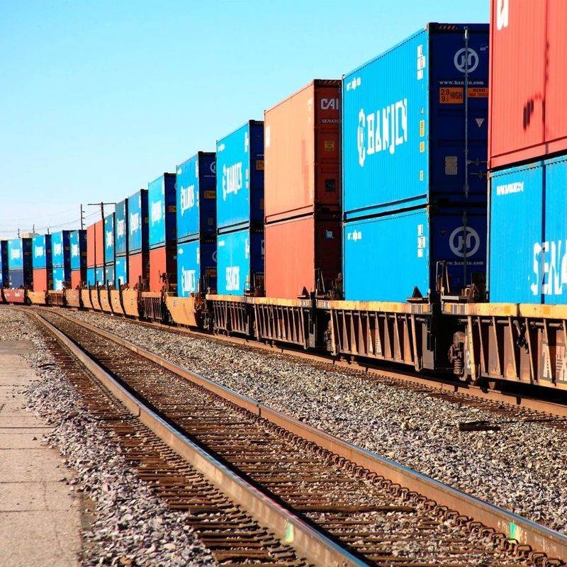 การขนส่งทางรถไฟ เส้นทางรถไฟจากจีนไปยุโรป เส้นทางด่วน FCL หรือ LCL International Rail Freight