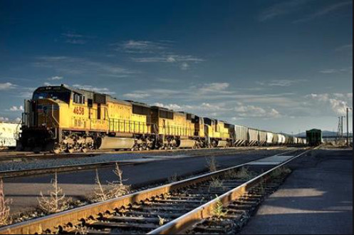 จีนไปยังผู้ส่งต่อการขนส่งทางรถไฟของสหรัฐอเมริกา ตู้คอนเทนเนอร์ US สำหรับ Amazon FBA คลังสินค้า Amazon